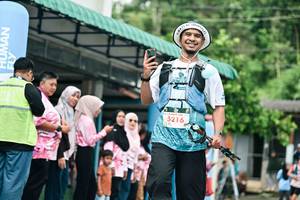 BIB: 
                            <button type="button" onclick="openModal(26505202)" class="btn btn-primary btn-sm float-right btn-popup" data-toggle="modal" data-target=".modal-high-quality">
                        <i class="fas fa-shopping-cart"></i> Add to Cart
                    </button>
                                            <button type="button" onclick="isThisMe(26505202, true)" class="btn btn-success btn-sm float-right btn-popup btn-isme hidden" data-toggle="tooltip" data-placement="bottom" title="นี่คือรูปของคุณใช่ไหม คลิกที่นี่เพื่อเอาเข้าอัลบั้ม">
                        <i class="fas fa-plus"></i> Add to album
                    </button>
                    <button type="button" onclick="isThisMe(26505202, false)" class="btn btn-warning btn-sm float-right btn-popup btn-isnotme hidden">
                        <i class="fas fa-ban"></i> Remove from album
                    </button>