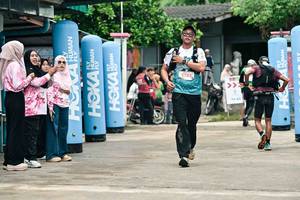 BIB: 
                            <button type="button" onclick="openModal(26501348)" class="btn btn-primary btn-sm float-right btn-popup" data-toggle="modal" data-target=".modal-high-quality">
                        <i class="fas fa-shopping-cart"></i> Add to Cart
                    </button>
                                            <button type="button" onclick="isThisMe(26501348, true)" class="btn btn-success btn-sm float-right btn-popup btn-isme hidden" data-toggle="tooltip" data-placement="bottom" title="นี่คือรูปของคุณใช่ไหม คลิกที่นี่เพื่อเอาเข้าอัลบั้ม">
                        <i class="fas fa-plus"></i> Add to album
                    </button>
                    <button type="button" onclick="isThisMe(26501348, false)" class="btn btn-warning btn-sm float-right btn-popup btn-isnotme hidden">
                        <i class="fas fa-ban"></i> Remove from album
                    </button>