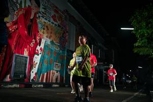 BIB: 
                            <button type="button" onclick="openModal(26286619)" class="btn btn-primary btn-sm float-right btn-popup" data-toggle="modal" data-target=".modal-high-quality">
                        <i class="fas fa-shopping-cart"></i> Add to Cart
                    </button>
                                            <button type="button" onclick="isThisMe(26286619, true)" class="btn btn-success btn-sm float-right btn-popup btn-isme hidden" data-toggle="tooltip" data-placement="bottom" title="นี่คือรูปของคุณใช่ไหม คลิกที่นี่เพื่อเอาเข้าอัลบั้ม">
                        <i class="fas fa-plus"></i> Add to album
                    </button>
                    <button type="button" onclick="isThisMe(26286619, false)" class="btn btn-warning btn-sm float-right btn-popup btn-isnotme hidden">
                        <i class="fas fa-ban"></i> Remove from album
                    </button>