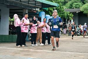 BIB: 
                            <button type="button" onclick="openModal(26500852)" class="btn btn-primary btn-sm float-right btn-popup" data-toggle="modal" data-target=".modal-high-quality">
                        <i class="fas fa-shopping-cart"></i> Add to Cart
                    </button>
                                            <button type="button" onclick="isThisMe(26500852, true)" class="btn btn-success btn-sm float-right btn-popup btn-isme hidden" data-toggle="tooltip" data-placement="bottom" title="นี่คือรูปของคุณใช่ไหม คลิกที่นี่เพื่อเอาเข้าอัลบั้ม">
                        <i class="fas fa-plus"></i> Add to album
                    </button>
                    <button type="button" onclick="isThisMe(26500852, false)" class="btn btn-warning btn-sm float-right btn-popup btn-isnotme hidden">
                        <i class="fas fa-ban"></i> Remove from album
                    </button>