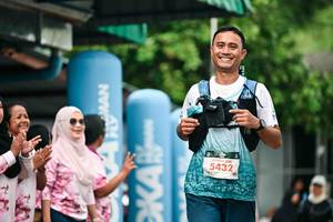 BIB: 
                            <button type="button" onclick="openModal(26504924)" class="btn btn-primary btn-sm float-right btn-popup" data-toggle="modal" data-target=".modal-high-quality">
                        <i class="fas fa-shopping-cart"></i> Add to Cart
                    </button>
                                            <button type="button" onclick="isThisMe(26504924, true)" class="btn btn-success btn-sm float-right btn-popup btn-isme hidden" data-toggle="tooltip" data-placement="bottom" title="นี่คือรูปของคุณใช่ไหม คลิกที่นี่เพื่อเอาเข้าอัลบั้ม">
                        <i class="fas fa-plus"></i> Add to album
                    </button>
                    <button type="button" onclick="isThisMe(26504924, false)" class="btn btn-warning btn-sm float-right btn-popup btn-isnotme hidden">
                        <i class="fas fa-ban"></i> Remove from album
                    </button>