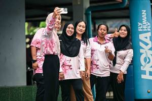 BIB: 
                            <button type="button" onclick="openModal(26500825)" class="btn btn-primary btn-sm float-right btn-popup" data-toggle="modal" data-target=".modal-high-quality">
                        <i class="fas fa-shopping-cart"></i> Add to Cart
                    </button>
                                            <button type="button" onclick="isThisMe(26500825, true)" class="btn btn-success btn-sm float-right btn-popup btn-isme hidden" data-toggle="tooltip" data-placement="bottom" title="นี่คือรูปของคุณใช่ไหม คลิกที่นี่เพื่อเอาเข้าอัลบั้ม">
                        <i class="fas fa-plus"></i> Add to album
                    </button>
                    <button type="button" onclick="isThisMe(26500825, false)" class="btn btn-warning btn-sm float-right btn-popup btn-isnotme hidden">
                        <i class="fas fa-ban"></i> Remove from album
                    </button>