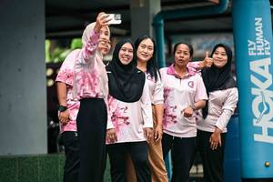 BIB: 
                            <button type="button" onclick="openModal(26500823)" class="btn btn-primary btn-sm float-right btn-popup" data-toggle="modal" data-target=".modal-high-quality">
                        <i class="fas fa-shopping-cart"></i> Add to Cart
                    </button>
                                            <button type="button" onclick="isThisMe(26500823, true)" class="btn btn-success btn-sm float-right btn-popup btn-isme hidden" data-toggle="tooltip" data-placement="bottom" title="นี่คือรูปของคุณใช่ไหม คลิกที่นี่เพื่อเอาเข้าอัลบั้ม">
                        <i class="fas fa-plus"></i> Add to album
                    </button>
                    <button type="button" onclick="isThisMe(26500823, false)" class="btn btn-warning btn-sm float-right btn-popup btn-isnotme hidden">
                        <i class="fas fa-ban"></i> Remove from album
                    </button>