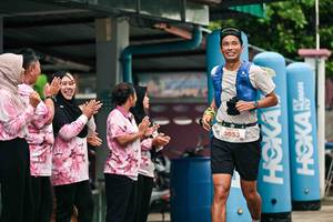 BIB: 
                            <button type="button" onclick="openModal(26501001)" class="btn btn-primary btn-sm float-right btn-popup" data-toggle="modal" data-target=".modal-high-quality">
                        <i class="fas fa-shopping-cart"></i> Add to Cart
                    </button>
                                            <button type="button" onclick="isThisMe(26501001, true)" class="btn btn-success btn-sm float-right btn-popup btn-isme hidden" data-toggle="tooltip" data-placement="bottom" title="นี่คือรูปของคุณใช่ไหม คลิกที่นี่เพื่อเอาเข้าอัลบั้ม">
                        <i class="fas fa-plus"></i> Add to album
                    </button>
                    <button type="button" onclick="isThisMe(26501001, false)" class="btn btn-warning btn-sm float-right btn-popup btn-isnotme hidden">
                        <i class="fas fa-ban"></i> Remove from album
                    </button>