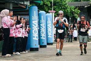 BIB: 
                            <button type="button" onclick="openModal(26501115)" class="btn btn-primary btn-sm float-right btn-popup" data-toggle="modal" data-target=".modal-high-quality">
                        <i class="fas fa-shopping-cart"></i> Add to Cart
                    </button>
                                            <button type="button" onclick="isThisMe(26501115, true)" class="btn btn-success btn-sm float-right btn-popup btn-isme hidden" data-toggle="tooltip" data-placement="bottom" title="นี่คือรูปของคุณใช่ไหม คลิกที่นี่เพื่อเอาเข้าอัลบั้ม">
                        <i class="fas fa-plus"></i> Add to album
                    </button>
                    <button type="button" onclick="isThisMe(26501115, false)" class="btn btn-warning btn-sm float-right btn-popup btn-isnotme hidden">
                        <i class="fas fa-ban"></i> Remove from album
                    </button>