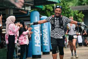 BIB: 
                            <button type="button" onclick="openModal(26501240)" class="btn btn-primary btn-sm float-right btn-popup" data-toggle="modal" data-target=".modal-high-quality">
                        <i class="fas fa-shopping-cart"></i> Add to Cart
                    </button>
                                            <button type="button" onclick="isThisMe(26501240, true)" class="btn btn-success btn-sm float-right btn-popup btn-isme hidden" data-toggle="tooltip" data-placement="bottom" title="นี่คือรูปของคุณใช่ไหม คลิกที่นี่เพื่อเอาเข้าอัลบั้ม">
                        <i class="fas fa-plus"></i> Add to album
                    </button>
                    <button type="button" onclick="isThisMe(26501240, false)" class="btn btn-warning btn-sm float-right btn-popup btn-isnotme hidden">
                        <i class="fas fa-ban"></i> Remove from album
                    </button>