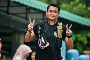 BIB: 
                            <button type="button" onclick="openModal(26504611)" class="btn btn-primary btn-sm float-right btn-popup" data-toggle="modal" data-target=".modal-high-quality">
                        <i class="fas fa-shopping-cart"></i> Add to Cart
                    </button>
                                            <button type="button" onclick="isThisMe(26504611, true)" class="btn btn-success btn-sm float-right btn-popup btn-isme hidden" data-toggle="tooltip" data-placement="bottom" title="นี่คือรูปของคุณใช่ไหม คลิกที่นี่เพื่อเอาเข้าอัลบั้ม">
                        <i class="fas fa-plus"></i> Add to album
                    </button>
                    <button type="button" onclick="isThisMe(26504611, false)" class="btn btn-warning btn-sm float-right btn-popup btn-isnotme hidden">
                        <i class="fas fa-ban"></i> Remove from album
                    </button>