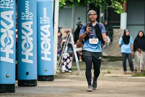 BIB: 
                            <button type="button" onclick="openModal(26506371)" class="btn btn-primary btn-sm float-right btn-popup" data-toggle="modal" data-target=".modal-high-quality">
                        <i class="fas fa-shopping-cart"></i> Add to Cart
                    </button>
                                            <button type="button" onclick="isThisMe(26506371, true)" class="btn btn-success btn-sm float-right btn-popup btn-isme hidden" data-toggle="tooltip" data-placement="bottom" title="นี่คือรูปของคุณใช่ไหม คลิกที่นี่เพื่อเอาเข้าอัลบั้ม">
                        <i class="fas fa-plus"></i> Add to album
                    </button>
                    <button type="button" onclick="isThisMe(26506371, false)" class="btn btn-warning btn-sm float-right btn-popup btn-isnotme hidden">
                        <i class="fas fa-ban"></i> Remove from album
                    </button>