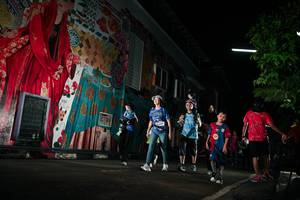 BIB: 
                            <button type="button" onclick="openModal(26287048)" class="btn btn-primary btn-sm float-right btn-popup" data-toggle="modal" data-target=".modal-high-quality">
                        <i class="fas fa-shopping-cart"></i> Add to Cart
                    </button>
                                            <button type="button" onclick="isThisMe(26287048, true)" class="btn btn-success btn-sm float-right btn-popup btn-isme hidden" data-toggle="tooltip" data-placement="bottom" title="นี่คือรูปของคุณใช่ไหม คลิกที่นี่เพื่อเอาเข้าอัลบั้ม">
                        <i class="fas fa-plus"></i> Add to album
                    </button>
                    <button type="button" onclick="isThisMe(26287048, false)" class="btn btn-warning btn-sm float-right btn-popup btn-isnotme hidden">
                        <i class="fas fa-ban"></i> Remove from album
                    </button>