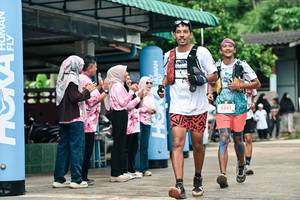 BIB: 
                            <button type="button" onclick="openModal(26501635)" class="btn btn-primary btn-sm float-right btn-popup" data-toggle="modal" data-target=".modal-high-quality">
                        <i class="fas fa-shopping-cart"></i> Add to Cart
                    </button>
                                            <button type="button" onclick="isThisMe(26501635, true)" class="btn btn-success btn-sm float-right btn-popup btn-isme hidden" data-toggle="tooltip" data-placement="bottom" title="นี่คือรูปของคุณใช่ไหม คลิกที่นี่เพื่อเอาเข้าอัลบั้ม">
                        <i class="fas fa-plus"></i> Add to album
                    </button>
                    <button type="button" onclick="isThisMe(26501635, false)" class="btn btn-warning btn-sm float-right btn-popup btn-isnotme hidden">
                        <i class="fas fa-ban"></i> Remove from album
                    </button>