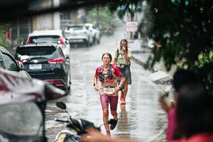 BIB: 
                            <button type="button" onclick="openModal(26288589)" class="btn btn-primary btn-sm float-right btn-popup" data-toggle="modal" data-target=".modal-high-quality">
                        <i class="fas fa-shopping-cart"></i> Add to Cart
                    </button>
                                            <button type="button" onclick="isThisMe(26288589, true)" class="btn btn-success btn-sm float-right btn-popup btn-isme hidden" data-toggle="tooltip" data-placement="bottom" title="นี่คือรูปของคุณใช่ไหม คลิกที่นี่เพื่อเอาเข้าอัลบั้ม">
                        <i class="fas fa-plus"></i> Add to album
                    </button>
                    <button type="button" onclick="isThisMe(26288589, false)" class="btn btn-warning btn-sm float-right btn-popup btn-isnotme hidden">
                        <i class="fas fa-ban"></i> Remove from album
                    </button>