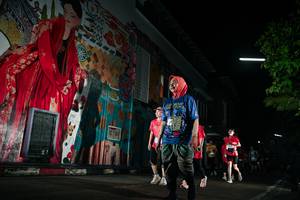 BIB: 
                            <button type="button" onclick="openModal(26286483)" class="btn btn-primary btn-sm float-right btn-popup" data-toggle="modal" data-target=".modal-high-quality">
                        <i class="fas fa-shopping-cart"></i> Add to Cart
                    </button>
                                            <button type="button" onclick="isThisMe(26286483, true)" class="btn btn-success btn-sm float-right btn-popup btn-isme hidden" data-toggle="tooltip" data-placement="bottom" title="นี่คือรูปของคุณใช่ไหม คลิกที่นี่เพื่อเอาเข้าอัลบั้ม">
                        <i class="fas fa-plus"></i> Add to album
                    </button>
                    <button type="button" onclick="isThisMe(26286483, false)" class="btn btn-warning btn-sm float-right btn-popup btn-isnotme hidden">
                        <i class="fas fa-ban"></i> Remove from album
                    </button>