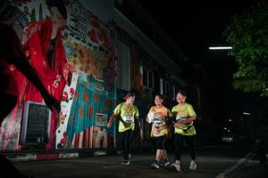 BIB: 
                            <button type="button" onclick="openModal(26286971)" class="btn btn-primary btn-sm float-right btn-popup" data-toggle="modal" data-target=".modal-high-quality">
                        <i class="fas fa-shopping-cart"></i> Add to Cart
                    </button>
                                            <button type="button" onclick="isThisMe(26286971, true)" class="btn btn-success btn-sm float-right btn-popup btn-isme hidden" data-toggle="tooltip" data-placement="bottom" title="นี่คือรูปของคุณใช่ไหม คลิกที่นี่เพื่อเอาเข้าอัลบั้ม">
                        <i class="fas fa-plus"></i> Add to album
                    </button>
                    <button type="button" onclick="isThisMe(26286971, false)" class="btn btn-warning btn-sm float-right btn-popup btn-isnotme hidden">
                        <i class="fas fa-ban"></i> Remove from album
                    </button>