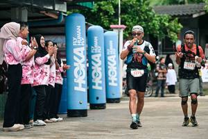 BIB: 
                            <button type="button" onclick="openModal(26501116)" class="btn btn-primary btn-sm float-right btn-popup" data-toggle="modal" data-target=".modal-high-quality">
                        <i class="fas fa-shopping-cart"></i> Add to Cart
                    </button>
                                            <button type="button" onclick="isThisMe(26501116, true)" class="btn btn-success btn-sm float-right btn-popup btn-isme hidden" data-toggle="tooltip" data-placement="bottom" title="นี่คือรูปของคุณใช่ไหม คลิกที่นี่เพื่อเอาเข้าอัลบั้ม">
                        <i class="fas fa-plus"></i> Add to album
                    </button>
                    <button type="button" onclick="isThisMe(26501116, false)" class="btn btn-warning btn-sm float-right btn-popup btn-isnotme hidden">
                        <i class="fas fa-ban"></i> Remove from album
                    </button>