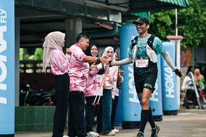 BIB: 
                            <button type="button" onclick="openModal(26501101)" class="btn btn-primary btn-sm float-right btn-popup" data-toggle="modal" data-target=".modal-high-quality">
                        <i class="fas fa-shopping-cart"></i> Add to Cart
                    </button>
                                            <button type="button" onclick="isThisMe(26501101, true)" class="btn btn-success btn-sm float-right btn-popup btn-isme hidden" data-toggle="tooltip" data-placement="bottom" title="นี่คือรูปของคุณใช่ไหม คลิกที่นี่เพื่อเอาเข้าอัลบั้ม">
                        <i class="fas fa-plus"></i> Add to album
                    </button>
                    <button type="button" onclick="isThisMe(26501101, false)" class="btn btn-warning btn-sm float-right btn-popup btn-isnotme hidden">
                        <i class="fas fa-ban"></i> Remove from album
                    </button>