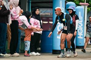 BIB: 
                            <button type="button" onclick="openModal(26506392)" class="btn btn-primary btn-sm float-right btn-popup" data-toggle="modal" data-target=".modal-high-quality">
                        <i class="fas fa-shopping-cart"></i> Add to Cart
                    </button>
                                            <button type="button" onclick="isThisMe(26506392, true)" class="btn btn-success btn-sm float-right btn-popup btn-isme hidden" data-toggle="tooltip" data-placement="bottom" title="นี่คือรูปของคุณใช่ไหม คลิกที่นี่เพื่อเอาเข้าอัลบั้ม">
                        <i class="fas fa-plus"></i> Add to album
                    </button>
                    <button type="button" onclick="isThisMe(26506392, false)" class="btn btn-warning btn-sm float-right btn-popup btn-isnotme hidden">
                        <i class="fas fa-ban"></i> Remove from album
                    </button>