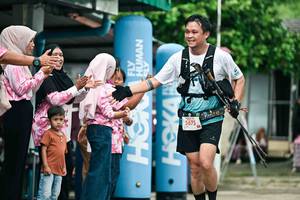 BIB: 
                            <button type="button" onclick="openModal(26505006)" class="btn btn-primary btn-sm float-right btn-popup" data-toggle="modal" data-target=".modal-high-quality">
                        <i class="fas fa-shopping-cart"></i> Add to Cart
                    </button>
                                            <button type="button" onclick="isThisMe(26505006, true)" class="btn btn-success btn-sm float-right btn-popup btn-isme hidden" data-toggle="tooltip" data-placement="bottom" title="นี่คือรูปของคุณใช่ไหม คลิกที่นี่เพื่อเอาเข้าอัลบั้ม">
                        <i class="fas fa-plus"></i> Add to album
                    </button>
                    <button type="button" onclick="isThisMe(26505006, false)" class="btn btn-warning btn-sm float-right btn-popup btn-isnotme hidden">
                        <i class="fas fa-ban"></i> Remove from album
                    </button>