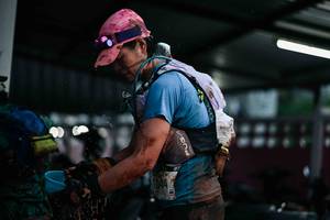 BIB: 
                            <button type="button" onclick="openModal(26498865)" class="btn btn-primary btn-sm float-right btn-popup" data-toggle="modal" data-target=".modal-high-quality">
                        <i class="fas fa-shopping-cart"></i> Add to Cart
                    </button>
                                            <button type="button" onclick="isThisMe(26498865, true)" class="btn btn-success btn-sm float-right btn-popup btn-isme hidden" data-toggle="tooltip" data-placement="bottom" title="นี่คือรูปของคุณใช่ไหม คลิกที่นี่เพื่อเอาเข้าอัลบั้ม">
                        <i class="fas fa-plus"></i> Add to album
                    </button>
                    <button type="button" onclick="isThisMe(26498865, false)" class="btn btn-warning btn-sm float-right btn-popup btn-isnotme hidden">
                        <i class="fas fa-ban"></i> Remove from album
                    </button>