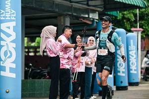 BIB: 
                            <button type="button" onclick="openModal(26501104)" class="btn btn-primary btn-sm float-right btn-popup" data-toggle="modal" data-target=".modal-high-quality">
                        <i class="fas fa-shopping-cart"></i> Add to Cart
                    </button>
                                            <button type="button" onclick="isThisMe(26501104, true)" class="btn btn-success btn-sm float-right btn-popup btn-isme hidden" data-toggle="tooltip" data-placement="bottom" title="นี่คือรูปของคุณใช่ไหม คลิกที่นี่เพื่อเอาเข้าอัลบั้ม">
                        <i class="fas fa-plus"></i> Add to album
                    </button>
                    <button type="button" onclick="isThisMe(26501104, false)" class="btn btn-warning btn-sm float-right btn-popup btn-isnotme hidden">
                        <i class="fas fa-ban"></i> Remove from album
                    </button>