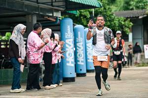 BIB: 
                            <button type="button" onclick="openModal(26501592)" class="btn btn-primary btn-sm float-right btn-popup" data-toggle="modal" data-target=".modal-high-quality">
                        <i class="fas fa-shopping-cart"></i> Add to Cart
                    </button>
                                            <button type="button" onclick="isThisMe(26501592, true)" class="btn btn-success btn-sm float-right btn-popup btn-isme hidden" data-toggle="tooltip" data-placement="bottom" title="นี่คือรูปของคุณใช่ไหม คลิกที่นี่เพื่อเอาเข้าอัลบั้ม">
                        <i class="fas fa-plus"></i> Add to album
                    </button>
                    <button type="button" onclick="isThisMe(26501592, false)" class="btn btn-warning btn-sm float-right btn-popup btn-isnotme hidden">
                        <i class="fas fa-ban"></i> Remove from album
                    </button>