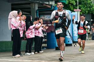 BIB: 
                            <button type="button" onclick="openModal(26500950)" class="btn btn-primary btn-sm float-right btn-popup" data-toggle="modal" data-target=".modal-high-quality">
                        <i class="fas fa-shopping-cart"></i> Add to Cart
                    </button>
                                            <button type="button" onclick="isThisMe(26500950, true)" class="btn btn-success btn-sm float-right btn-popup btn-isme hidden" data-toggle="tooltip" data-placement="bottom" title="นี่คือรูปของคุณใช่ไหม คลิกที่นี่เพื่อเอาเข้าอัลบั้ม">
                        <i class="fas fa-plus"></i> Add to album
                    </button>
                    <button type="button" onclick="isThisMe(26500950, false)" class="btn btn-warning btn-sm float-right btn-popup btn-isnotme hidden">
                        <i class="fas fa-ban"></i> Remove from album
                    </button>