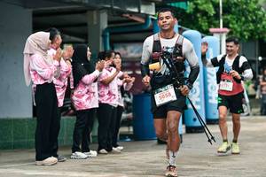 BIB: 
                            <button type="button" onclick="openModal(26500951)" class="btn btn-primary btn-sm float-right btn-popup" data-toggle="modal" data-target=".modal-high-quality">
                        <i class="fas fa-shopping-cart"></i> Add to Cart
                    </button>
                                            <button type="button" onclick="isThisMe(26500951, true)" class="btn btn-success btn-sm float-right btn-popup btn-isme hidden" data-toggle="tooltip" data-placement="bottom" title="นี่คือรูปของคุณใช่ไหม คลิกที่นี่เพื่อเอาเข้าอัลบั้ม">
                        <i class="fas fa-plus"></i> Add to album
                    </button>
                    <button type="button" onclick="isThisMe(26500951, false)" class="btn btn-warning btn-sm float-right btn-popup btn-isnotme hidden">
                        <i class="fas fa-ban"></i> Remove from album
                    </button>