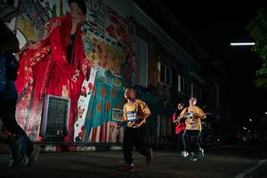 BIB: 
                            <button type="button" onclick="openModal(26286715)" class="btn btn-primary btn-sm float-right btn-popup" data-toggle="modal" data-target=".modal-high-quality">
                        <i class="fas fa-shopping-cart"></i> Add to Cart
                    </button>
                                            <button type="button" onclick="isThisMe(26286715, true)" class="btn btn-success btn-sm float-right btn-popup btn-isme hidden" data-toggle="tooltip" data-placement="bottom" title="นี่คือรูปของคุณใช่ไหม คลิกที่นี่เพื่อเอาเข้าอัลบั้ม">
                        <i class="fas fa-plus"></i> Add to album
                    </button>
                    <button type="button" onclick="isThisMe(26286715, false)" class="btn btn-warning btn-sm float-right btn-popup btn-isnotme hidden">
                        <i class="fas fa-ban"></i> Remove from album
                    </button>