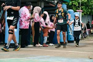 BIB: 
                            <button type="button" onclick="openModal(26506283)" class="btn btn-primary btn-sm float-right btn-popup" data-toggle="modal" data-target=".modal-high-quality">
                        <i class="fas fa-shopping-cart"></i> Add to Cart
                    </button>
                                            <button type="button" onclick="isThisMe(26506283, true)" class="btn btn-success btn-sm float-right btn-popup btn-isme hidden" data-toggle="tooltip" data-placement="bottom" title="นี่คือรูปของคุณใช่ไหม คลิกที่นี่เพื่อเอาเข้าอัลบั้ม">
                        <i class="fas fa-plus"></i> Add to album
                    </button>
                    <button type="button" onclick="isThisMe(26506283, false)" class="btn btn-warning btn-sm float-right btn-popup btn-isnotme hidden">
                        <i class="fas fa-ban"></i> Remove from album
                    </button>