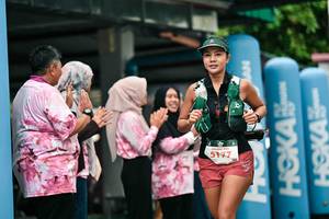 BIB: 
                            <button type="button" onclick="openModal(26504232)" class="btn btn-primary btn-sm float-right btn-popup" data-toggle="modal" data-target=".modal-high-quality">
                        <i class="fas fa-shopping-cart"></i> Add to Cart
                    </button>
                                            <button type="button" onclick="isThisMe(26504232, true)" class="btn btn-success btn-sm float-right btn-popup btn-isme hidden" data-toggle="tooltip" data-placement="bottom" title="นี่คือรูปของคุณใช่ไหม คลิกที่นี่เพื่อเอาเข้าอัลบั้ม">
                        <i class="fas fa-plus"></i> Add to album
                    </button>
                    <button type="button" onclick="isThisMe(26504232, false)" class="btn btn-warning btn-sm float-right btn-popup btn-isnotme hidden">
                        <i class="fas fa-ban"></i> Remove from album
                    </button>