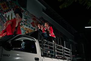 BIB: 
                            <button type="button" onclick="openModal(26287096)" class="btn btn-primary btn-sm float-right btn-popup" data-toggle="modal" data-target=".modal-high-quality">
                        <i class="fas fa-shopping-cart"></i> Add to Cart
                    </button>
                                            <button type="button" onclick="isThisMe(26287096, true)" class="btn btn-success btn-sm float-right btn-popup btn-isme hidden" data-toggle="tooltip" data-placement="bottom" title="นี่คือรูปของคุณใช่ไหม คลิกที่นี่เพื่อเอาเข้าอัลบั้ม">
                        <i class="fas fa-plus"></i> Add to album
                    </button>
                    <button type="button" onclick="isThisMe(26287096, false)" class="btn btn-warning btn-sm float-right btn-popup btn-isnotme hidden">
                        <i class="fas fa-ban"></i> Remove from album
                    </button>