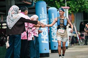 BIB: 
                            <button type="button" onclick="openModal(26501676)" class="btn btn-primary btn-sm float-right btn-popup" data-toggle="modal" data-target=".modal-high-quality">
                        <i class="fas fa-shopping-cart"></i> Add to Cart
                    </button>
                                            <button type="button" onclick="isThisMe(26501676, true)" class="btn btn-success btn-sm float-right btn-popup btn-isme hidden" data-toggle="tooltip" data-placement="bottom" title="นี่คือรูปของคุณใช่ไหม คลิกที่นี่เพื่อเอาเข้าอัลบั้ม">
                        <i class="fas fa-plus"></i> Add to album
                    </button>
                    <button type="button" onclick="isThisMe(26501676, false)" class="btn btn-warning btn-sm float-right btn-popup btn-isnotme hidden">
                        <i class="fas fa-ban"></i> Remove from album
                    </button>