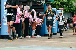 BIB: 
                            <button type="button" onclick="openModal(26506277)" class="btn btn-primary btn-sm float-right btn-popup" data-toggle="modal" data-target=".modal-high-quality">
                        <i class="fas fa-shopping-cart"></i> Add to Cart
                    </button>
                                            <button type="button" onclick="isThisMe(26506277, true)" class="btn btn-success btn-sm float-right btn-popup btn-isme hidden" data-toggle="tooltip" data-placement="bottom" title="นี่คือรูปของคุณใช่ไหม คลิกที่นี่เพื่อเอาเข้าอัลบั้ม">
                        <i class="fas fa-plus"></i> Add to album
                    </button>
                    <button type="button" onclick="isThisMe(26506277, false)" class="btn btn-warning btn-sm float-right btn-popup btn-isnotme hidden">
                        <i class="fas fa-ban"></i> Remove from album
                    </button>