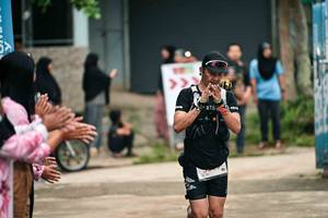 BIB: 
                            <button type="button" onclick="openModal(26500527)" class="btn btn-primary btn-sm float-right btn-popup" data-toggle="modal" data-target=".modal-high-quality">
                        <i class="fas fa-shopping-cart"></i> Add to Cart
                    </button>
                                            <button type="button" onclick="isThisMe(26500527, true)" class="btn btn-success btn-sm float-right btn-popup btn-isme hidden" data-toggle="tooltip" data-placement="bottom" title="นี่คือรูปของคุณใช่ไหม คลิกที่นี่เพื่อเอาเข้าอัลบั้ม">
                        <i class="fas fa-plus"></i> Add to album
                    </button>
                    <button type="button" onclick="isThisMe(26500527, false)" class="btn btn-warning btn-sm float-right btn-popup btn-isnotme hidden">
                        <i class="fas fa-ban"></i> Remove from album
                    </button>