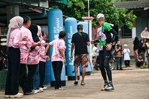 BIB: 
                            <button type="button" onclick="openModal(26501150)" class="btn btn-primary btn-sm float-right btn-popup" data-toggle="modal" data-target=".modal-high-quality">
                        <i class="fas fa-shopping-cart"></i> Add to Cart
                    </button>
                                            <button type="button" onclick="isThisMe(26501150, true)" class="btn btn-success btn-sm float-right btn-popup btn-isme hidden" data-toggle="tooltip" data-placement="bottom" title="นี่คือรูปของคุณใช่ไหม คลิกที่นี่เพื่อเอาเข้าอัลบั้ม">
                        <i class="fas fa-plus"></i> Add to album
                    </button>
                    <button type="button" onclick="isThisMe(26501150, false)" class="btn btn-warning btn-sm float-right btn-popup btn-isnotme hidden">
                        <i class="fas fa-ban"></i> Remove from album
                    </button>