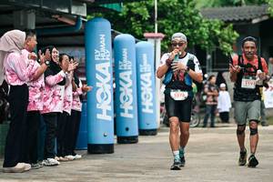 BIB: 
                            <button type="button" onclick="openModal(26501117)" class="btn btn-primary btn-sm float-right btn-popup" data-toggle="modal" data-target=".modal-high-quality">
                        <i class="fas fa-shopping-cart"></i> Add to Cart
                    </button>
                                            <button type="button" onclick="isThisMe(26501117, true)" class="btn btn-success btn-sm float-right btn-popup btn-isme hidden" data-toggle="tooltip" data-placement="bottom" title="นี่คือรูปของคุณใช่ไหม คลิกที่นี่เพื่อเอาเข้าอัลบั้ม">
                        <i class="fas fa-plus"></i> Add to album
                    </button>
                    <button type="button" onclick="isThisMe(26501117, false)" class="btn btn-warning btn-sm float-right btn-popup btn-isnotme hidden">
                        <i class="fas fa-ban"></i> Remove from album
                    </button>