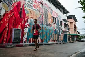 BIB: 
                            <button type="button" onclick="openModal(26287558)" class="btn btn-primary btn-sm float-right btn-popup" data-toggle="modal" data-target=".modal-high-quality">
                        <i class="fas fa-shopping-cart"></i> Add to Cart
                    </button>
                                            <button type="button" onclick="isThisMe(26287558, true)" class="btn btn-success btn-sm float-right btn-popup btn-isme hidden" data-toggle="tooltip" data-placement="bottom" title="นี่คือรูปของคุณใช่ไหม คลิกที่นี่เพื่อเอาเข้าอัลบั้ม">
                        <i class="fas fa-plus"></i> Add to album
                    </button>
                    <button type="button" onclick="isThisMe(26287558, false)" class="btn btn-warning btn-sm float-right btn-popup btn-isnotme hidden">
                        <i class="fas fa-ban"></i> Remove from album
                    </button>