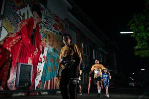 BIB: 
                            <button type="button" onclick="openModal(26286958)" class="btn btn-primary btn-sm float-right btn-popup" data-toggle="modal" data-target=".modal-high-quality">
                        <i class="fas fa-shopping-cart"></i> Add to Cart
                    </button>
                                            <button type="button" onclick="isThisMe(26286958, true)" class="btn btn-success btn-sm float-right btn-popup btn-isme hidden" data-toggle="tooltip" data-placement="bottom" title="นี่คือรูปของคุณใช่ไหม คลิกที่นี่เพื่อเอาเข้าอัลบั้ม">
                        <i class="fas fa-plus"></i> Add to album
                    </button>
                    <button type="button" onclick="isThisMe(26286958, false)" class="btn btn-warning btn-sm float-right btn-popup btn-isnotme hidden">
                        <i class="fas fa-ban"></i> Remove from album
                    </button>