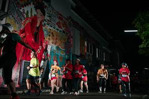 BIB: 
                            <button type="button" onclick="openModal(26286511)" class="btn btn-primary btn-sm float-right btn-popup" data-toggle="modal" data-target=".modal-high-quality">
                        <i class="fas fa-shopping-cart"></i> Add to Cart
                    </button>
                                            <button type="button" onclick="isThisMe(26286511, true)" class="btn btn-success btn-sm float-right btn-popup btn-isme hidden" data-toggle="tooltip" data-placement="bottom" title="นี่คือรูปของคุณใช่ไหม คลิกที่นี่เพื่อเอาเข้าอัลบั้ม">
                        <i class="fas fa-plus"></i> Add to album
                    </button>
                    <button type="button" onclick="isThisMe(26286511, false)" class="btn btn-warning btn-sm float-right btn-popup btn-isnotme hidden">
                        <i class="fas fa-ban"></i> Remove from album
                    </button>