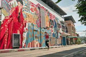 BIB: 
                            <button type="button" onclick="openModal(26519095)" class="btn btn-primary btn-sm float-right btn-popup" data-toggle="modal" data-target=".modal-high-quality">
                        <i class="fas fa-shopping-cart"></i> Add to Cart
                    </button>
                                            <button type="button" onclick="isThisMe(26519095, true)" class="btn btn-success btn-sm float-right btn-popup btn-isme hidden" data-toggle="tooltip" data-placement="bottom" title="นี่คือรูปของคุณใช่ไหม คลิกที่นี่เพื่อเอาเข้าอัลบั้ม">
                        <i class="fas fa-plus"></i> Add to album
                    </button>
                    <button type="button" onclick="isThisMe(26519095, false)" class="btn btn-warning btn-sm float-right btn-popup btn-isnotme hidden">
                        <i class="fas fa-ban"></i> Remove from album
                    </button>