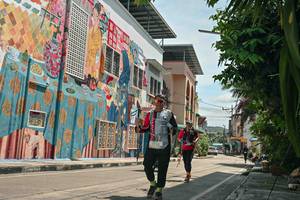 BIB: 
                            <button type="button" onclick="openModal(26519159)" class="btn btn-primary btn-sm float-right btn-popup" data-toggle="modal" data-target=".modal-high-quality">
                        <i class="fas fa-shopping-cart"></i> Add to Cart
                    </button>
                                            <button type="button" onclick="isThisMe(26519159, true)" class="btn btn-success btn-sm float-right btn-popup btn-isme hidden" data-toggle="tooltip" data-placement="bottom" title="นี่คือรูปของคุณใช่ไหม คลิกที่นี่เพื่อเอาเข้าอัลบั้ม">
                        <i class="fas fa-plus"></i> Add to album
                    </button>
                    <button type="button" onclick="isThisMe(26519159, false)" class="btn btn-warning btn-sm float-right btn-popup btn-isnotme hidden">
                        <i class="fas fa-ban"></i> Remove from album
                    </button>