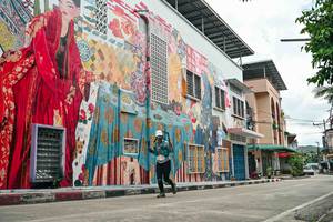 BIB: 
                            <button type="button" onclick="openModal(26518646)" class="btn btn-primary btn-sm float-right btn-popup" data-toggle="modal" data-target=".modal-high-quality">
                        <i class="fas fa-shopping-cart"></i> Add to Cart
                    </button>
                                            <button type="button" onclick="isThisMe(26518646, true)" class="btn btn-success btn-sm float-right btn-popup btn-isme hidden" data-toggle="tooltip" data-placement="bottom" title="นี่คือรูปของคุณใช่ไหม คลิกที่นี่เพื่อเอาเข้าอัลบั้ม">
                        <i class="fas fa-plus"></i> Add to album
                    </button>
                    <button type="button" onclick="isThisMe(26518646, false)" class="btn btn-warning btn-sm float-right btn-popup btn-isnotme hidden">
                        <i class="fas fa-ban"></i> Remove from album
                    </button>