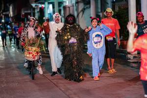 BIB: 
                            <button type="button" onclick="openModal(26464268)" class="btn btn-primary btn-sm float-right btn-popup" data-toggle="modal" data-target=".modal-high-quality">
                        <i class="fas fa-shopping-cart"></i> Add to Cart
                    </button>
                                            <button type="button" onclick="isThisMe(26464268, true)" class="btn btn-success btn-sm float-right btn-popup btn-isme hidden" data-toggle="tooltip" data-placement="bottom" title="นี่คือรูปของคุณใช่ไหม คลิกที่นี่เพื่อเอาเข้าอัลบั้ม">
                        <i class="fas fa-plus"></i> Add to album
                    </button>
                    <button type="button" onclick="isThisMe(26464268, false)" class="btn btn-warning btn-sm float-right btn-popup btn-isnotme hidden">
                        <i class="fas fa-ban"></i> Remove from album
                    </button>