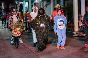 BIB: 
                            <button type="button" onclick="openModal(26464270)" class="btn btn-primary btn-sm float-right btn-popup" data-toggle="modal" data-target=".modal-high-quality">
                        <i class="fas fa-shopping-cart"></i> Add to Cart
                    </button>
                                            <button type="button" onclick="isThisMe(26464270, true)" class="btn btn-success btn-sm float-right btn-popup btn-isme hidden" data-toggle="tooltip" data-placement="bottom" title="นี่คือรูปของคุณใช่ไหม คลิกที่นี่เพื่อเอาเข้าอัลบั้ม">
                        <i class="fas fa-plus"></i> Add to album
                    </button>
                    <button type="button" onclick="isThisMe(26464270, false)" class="btn btn-warning btn-sm float-right btn-popup btn-isnotme hidden">
                        <i class="fas fa-ban"></i> Remove from album
                    </button>