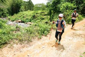 BIB: 
                            <button type="button" onclick="openModal(26455070)" class="btn btn-primary btn-sm float-right btn-popup" data-toggle="modal" data-target=".modal-high-quality">
                        <i class="fas fa-shopping-cart"></i> Add to Cart
                    </button>
                                            <button type="button" onclick="isThisMe(26455070, true)" class="btn btn-success btn-sm float-right btn-popup btn-isme hidden" data-toggle="tooltip" data-placement="bottom" title="นี่คือรูปของคุณใช่ไหม คลิกที่นี่เพื่อเอาเข้าอัลบั้ม">
                        <i class="fas fa-plus"></i> Add to album
                    </button>
                    <button type="button" onclick="isThisMe(26455070, false)" class="btn btn-warning btn-sm float-right btn-popup btn-isnotme hidden">
                        <i class="fas fa-ban"></i> Remove from album
                    </button>