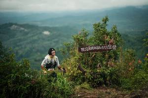 BIB: 
                            <button type="button" onclick="openModal(26308604)" class="btn btn-primary btn-sm float-right btn-popup" data-toggle="modal" data-target=".modal-high-quality">
                        <i class="fas fa-shopping-cart"></i> Add to Cart
                    </button>
                                            <button type="button" onclick="isThisMe(26308604, true)" class="btn btn-success btn-sm float-right btn-popup btn-isme hidden" data-toggle="tooltip" data-placement="bottom" title="นี่คือรูปของคุณใช่ไหม คลิกที่นี่เพื่อเอาเข้าอัลบั้ม">
                        <i class="fas fa-plus"></i> Add to album
                    </button>
                    <button type="button" onclick="isThisMe(26308604, false)" class="btn btn-warning btn-sm float-right btn-popup btn-isnotme hidden">
                        <i class="fas fa-ban"></i> Remove from album
                    </button>