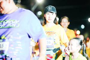 BIB: 
                            <button type="button" onclick="openModal(26322634)" class="btn btn-primary btn-sm float-right btn-popup" data-toggle="modal" data-target=".modal-high-quality">
                        <i class="fas fa-shopping-cart"></i> Add to Cart
                    </button>
                                            <button type="button" onclick="isThisMe(26322634, true)" class="btn btn-success btn-sm float-right btn-popup btn-isme hidden" data-toggle="tooltip" data-placement="bottom" title="นี่คือรูปของคุณใช่ไหม คลิกที่นี่เพื่อเอาเข้าอัลบั้ม">
                        <i class="fas fa-plus"></i> Add to album
                    </button>
                    <button type="button" onclick="isThisMe(26322634, false)" class="btn btn-warning btn-sm float-right btn-popup btn-isnotme hidden">
                        <i class="fas fa-ban"></i> Remove from album
                    </button>