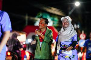 BIB: 
                            <button type="button" onclick="openModal(26318419)" class="btn btn-primary btn-sm float-right btn-popup" data-toggle="modal" data-target=".modal-high-quality">
                        <i class="fas fa-shopping-cart"></i> Add to Cart
                    </button>
                                            <button type="button" onclick="isThisMe(26318419, true)" class="btn btn-success btn-sm float-right btn-popup btn-isme hidden" data-toggle="tooltip" data-placement="bottom" title="นี่คือรูปของคุณใช่ไหม คลิกที่นี่เพื่อเอาเข้าอัลบั้ม">
                        <i class="fas fa-plus"></i> Add to album
                    </button>
                    <button type="button" onclick="isThisMe(26318419, false)" class="btn btn-warning btn-sm float-right btn-popup btn-isnotme hidden">
                        <i class="fas fa-ban"></i> Remove from album
                    </button>