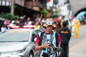 BIB: 
                            <button type="button" onclick="openModal(26235116)" class="btn btn-primary btn-sm float-right btn-popup" data-toggle="modal" data-target=".modal-high-quality">
                        <i class="fas fa-shopping-cart"></i> Add to Cart
                    </button>
                                            <button type="button" onclick="isThisMe(26235116, true)" class="btn btn-success btn-sm float-right btn-popup btn-isme hidden" data-toggle="tooltip" data-placement="bottom" title="นี่คือรูปของคุณใช่ไหม คลิกที่นี่เพื่อเอาเข้าอัลบั้ม">
                        <i class="fas fa-plus"></i> Add to album
                    </button>
                    <button type="button" onclick="isThisMe(26235116, false)" class="btn btn-warning btn-sm float-right btn-popup btn-isnotme hidden">
                        <i class="fas fa-ban"></i> Remove from album
                    </button>