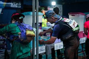 BIB: 
                            <button type="button" onclick="openModal(26279673)" class="btn btn-primary btn-sm float-right btn-popup" data-toggle="modal" data-target=".modal-high-quality">
                        <i class="fas fa-shopping-cart"></i> Add to Cart
                    </button>
                                            <button type="button" onclick="isThisMe(26279673, true)" class="btn btn-success btn-sm float-right btn-popup btn-isme hidden" data-toggle="tooltip" data-placement="bottom" title="นี่คือรูปของคุณใช่ไหม คลิกที่นี่เพื่อเอาเข้าอัลบั้ม">
                        <i class="fas fa-plus"></i> Add to album
                    </button>
                    <button type="button" onclick="isThisMe(26279673, false)" class="btn btn-warning btn-sm float-right btn-popup btn-isnotme hidden">
                        <i class="fas fa-ban"></i> Remove from album
                    </button>