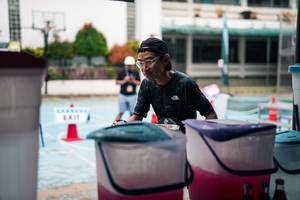 BIB: 
                            <button type="button" onclick="openModal(26279204)" class="btn btn-primary btn-sm float-right btn-popup" data-toggle="modal" data-target=".modal-high-quality">
                        <i class="fas fa-shopping-cart"></i> Add to Cart
                    </button>
                                            <button type="button" onclick="isThisMe(26279204, true)" class="btn btn-success btn-sm float-right btn-popup btn-isme hidden" data-toggle="tooltip" data-placement="bottom" title="นี่คือรูปของคุณใช่ไหม คลิกที่นี่เพื่อเอาเข้าอัลบั้ม">
                        <i class="fas fa-plus"></i> Add to album
                    </button>
                    <button type="button" onclick="isThisMe(26279204, false)" class="btn btn-warning btn-sm float-right btn-popup btn-isnotme hidden">
                        <i class="fas fa-ban"></i> Remove from album
                    </button>